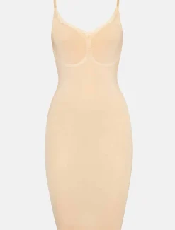 Silhouette Seamless Dress