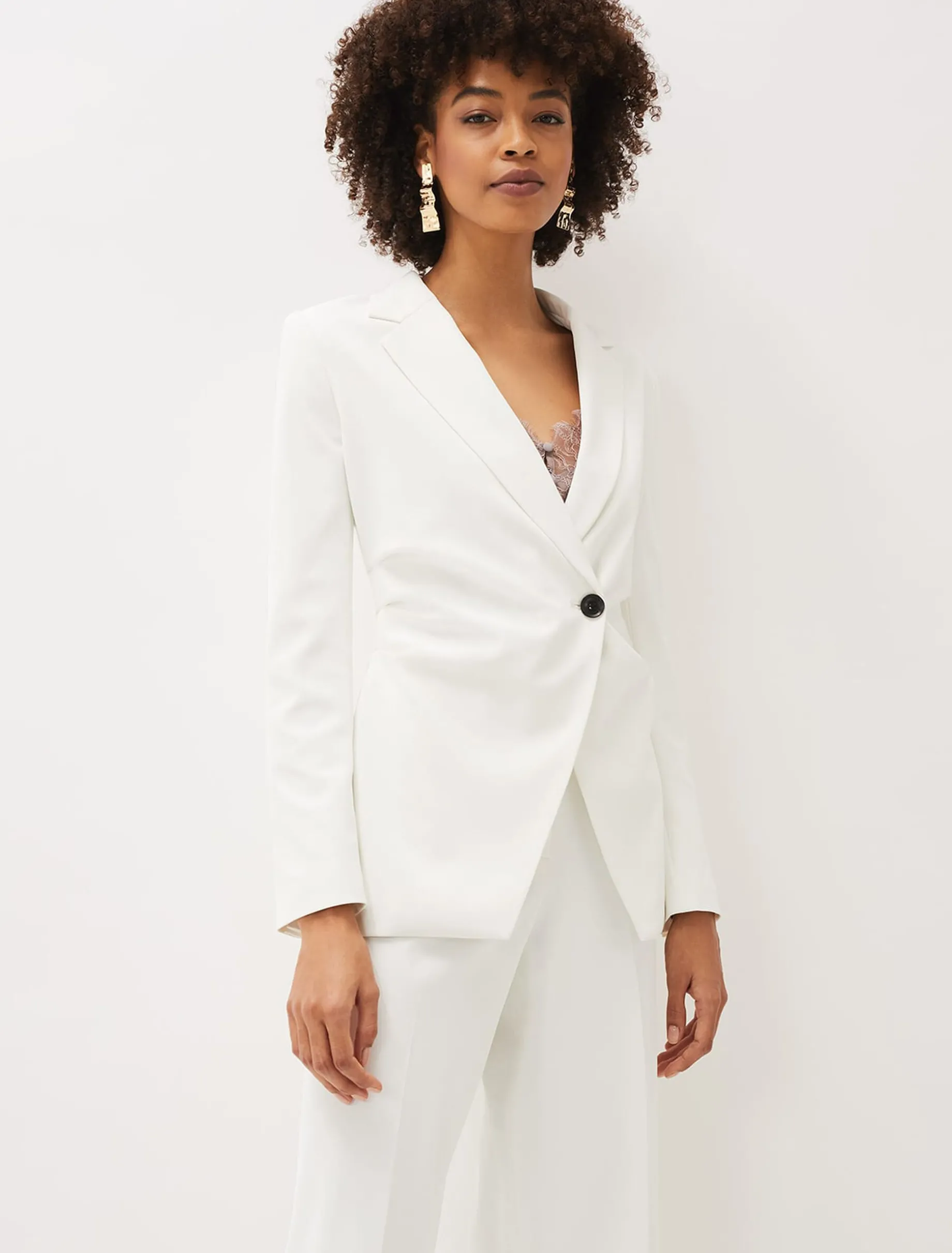 Solange White Blazer