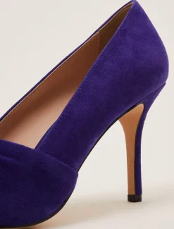 Sonja Knot Front Peep Toe Shoe