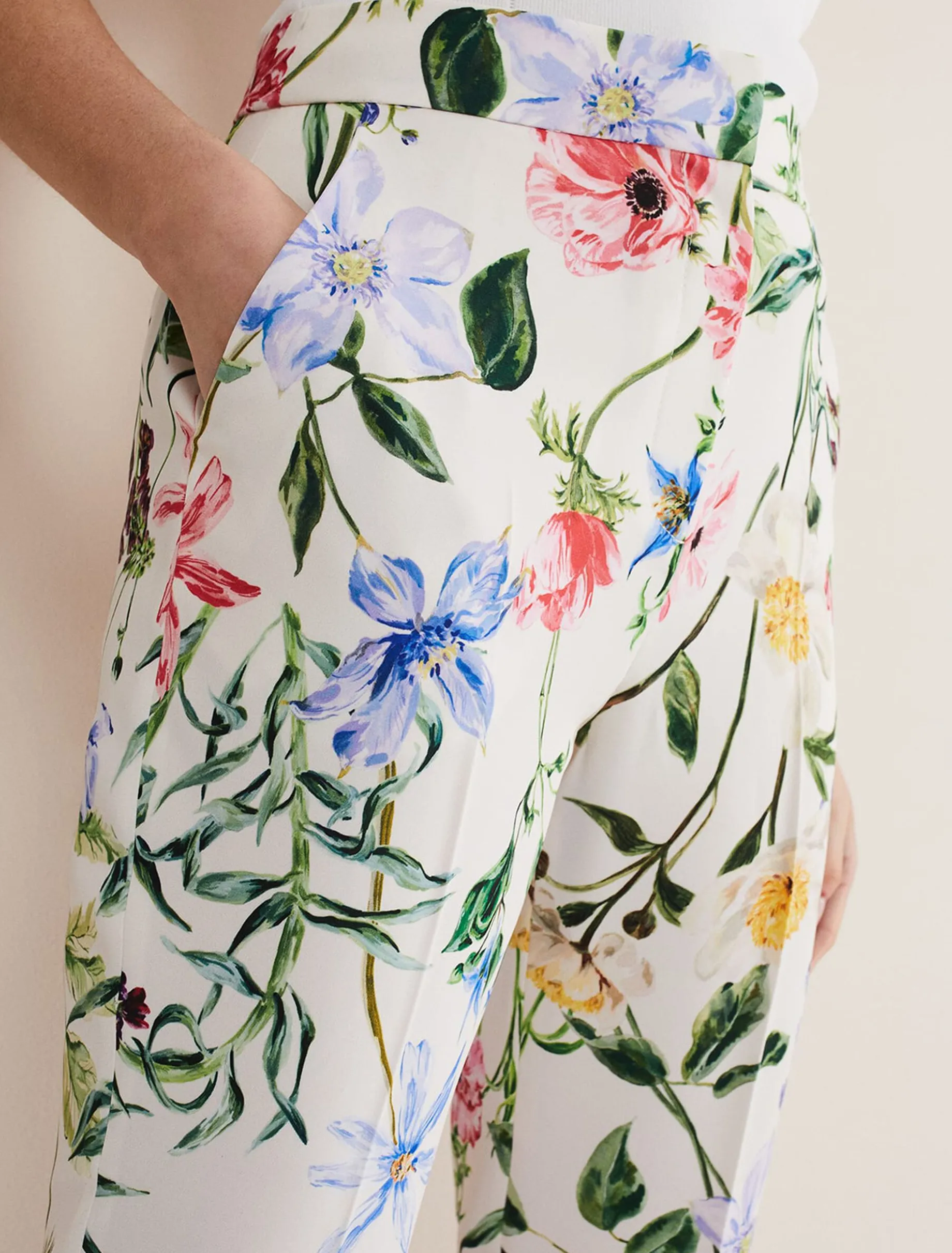 Ulrica Floral Cigarette Trousers