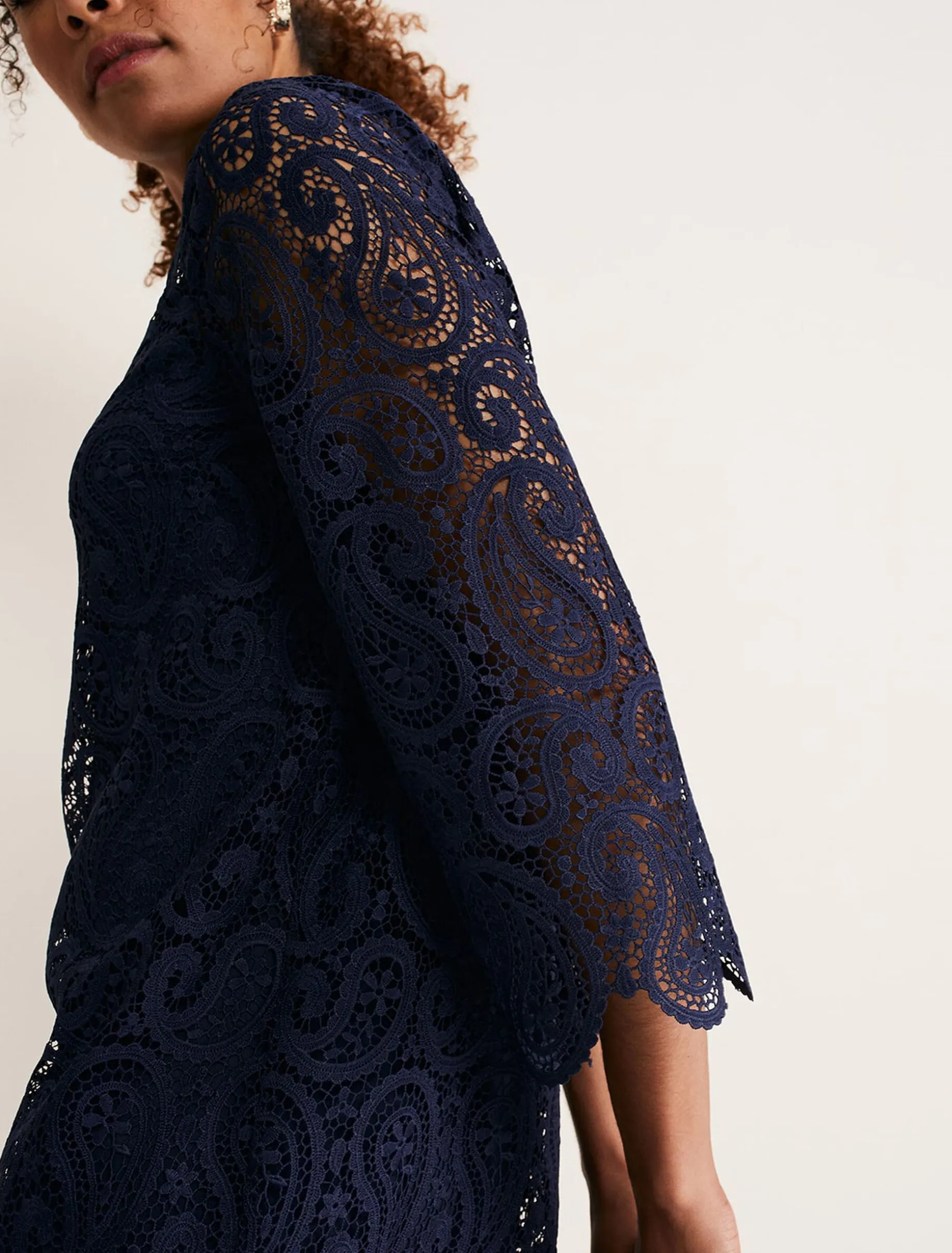 Verity Lace Shift Dress