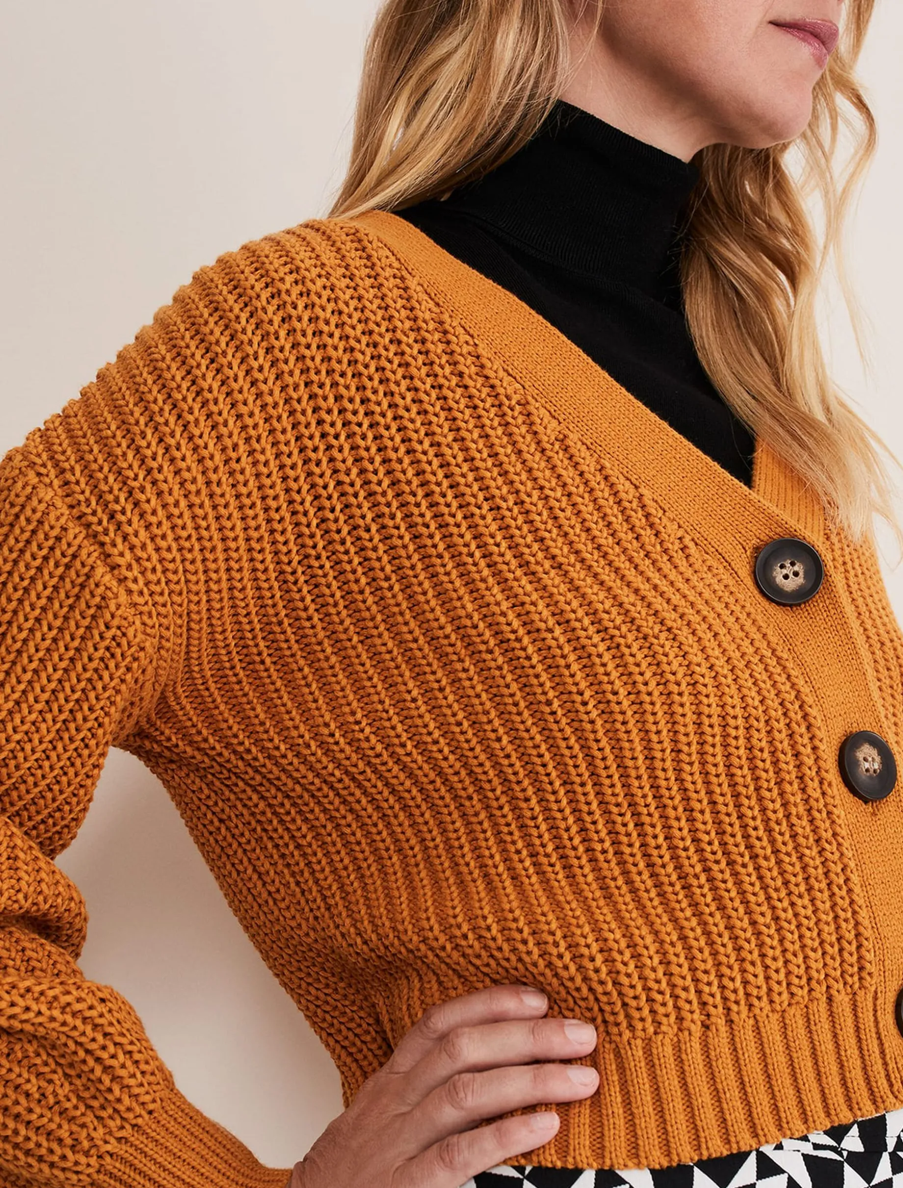 Vika Short Chunky Cardigan